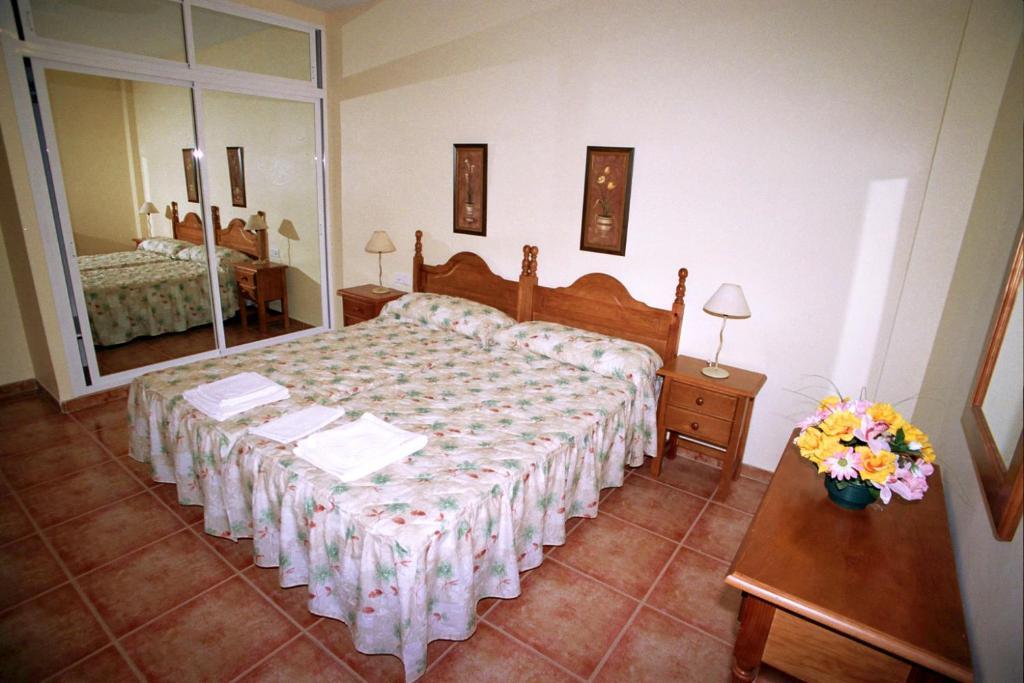 Apartamentos La Casa Del Barrio Maro Cameră foto
